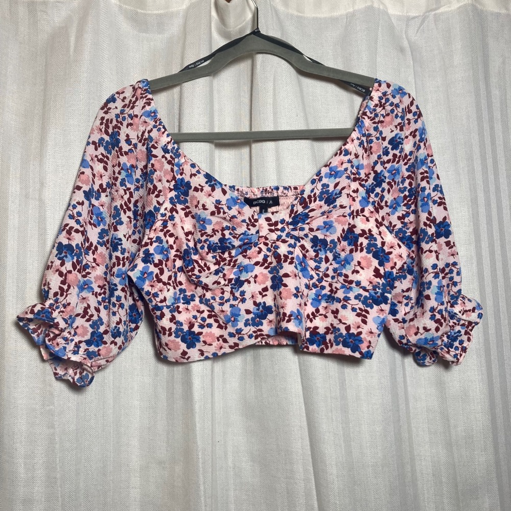 BCBG Paris Floral Crop Top Pink Blue Sweetheart Smocked Back Puff Sleeve Small